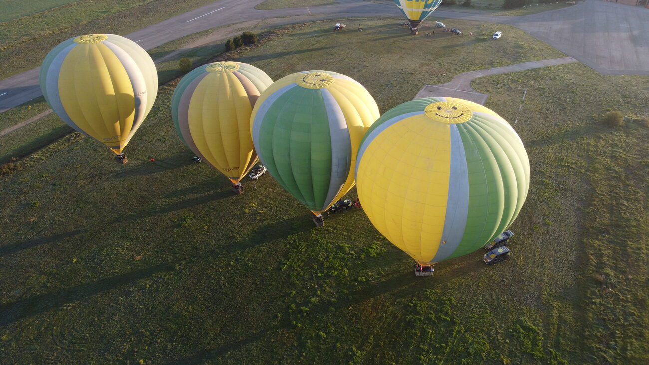 vol en globus sobre els camps de la plana de Lleida